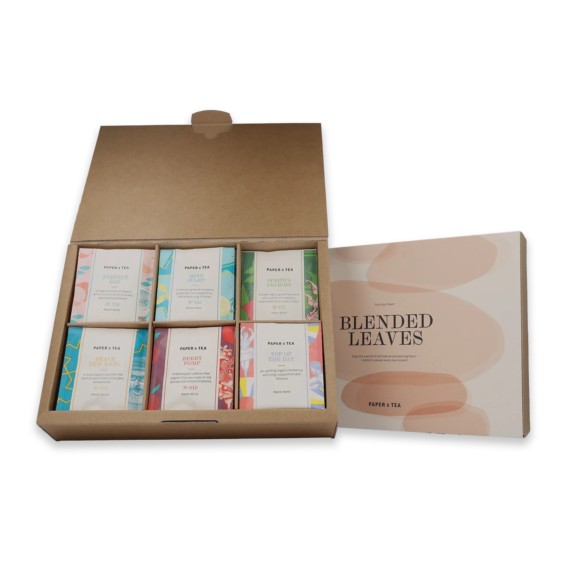 Offene Box mit sechs farbenfroh verpackten Paper & Tea Master Blend Teesorten und 'Find Your Flavor'-Flyer.
