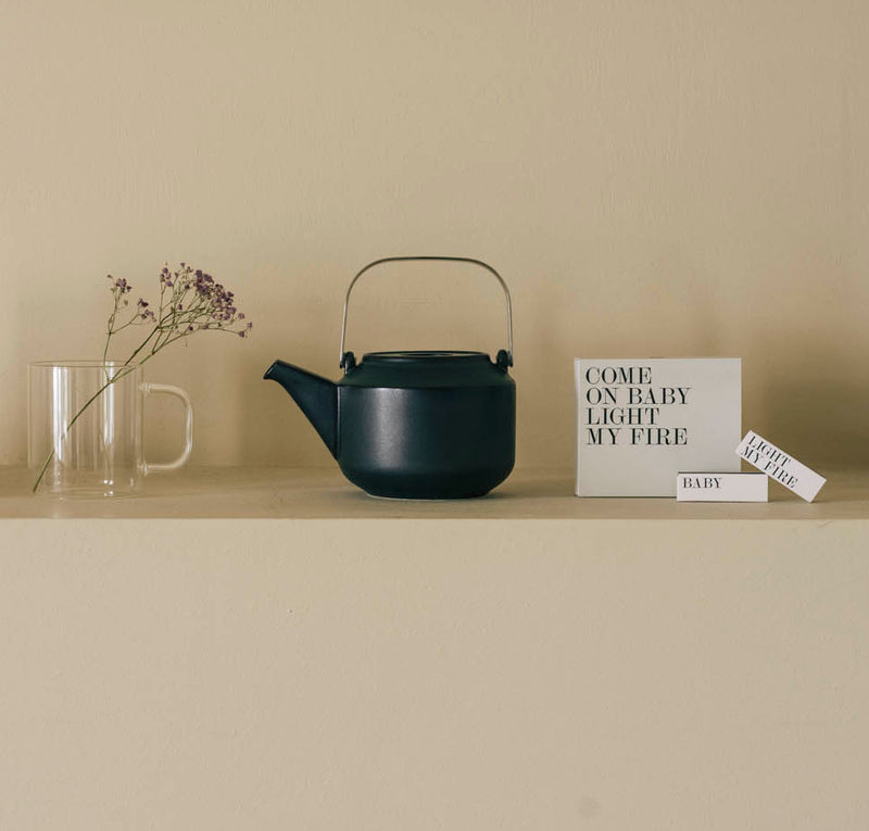 Leaves to Tea Teapot dark green